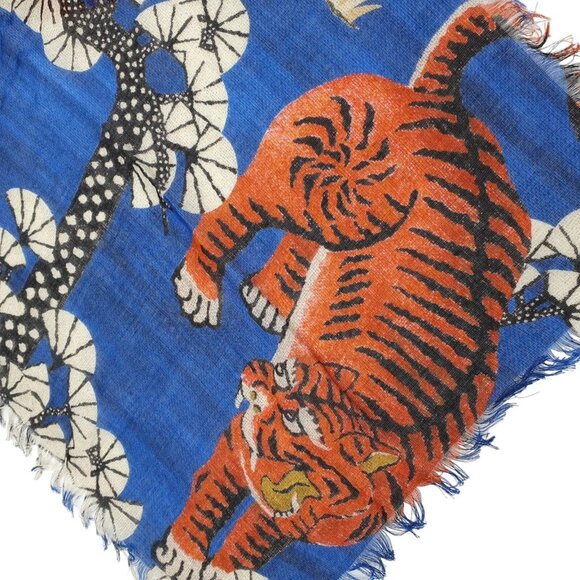 Gucci Multicolor Silk Blend Bengal Tiger Print Scarf in Box - Picture 5 of 6